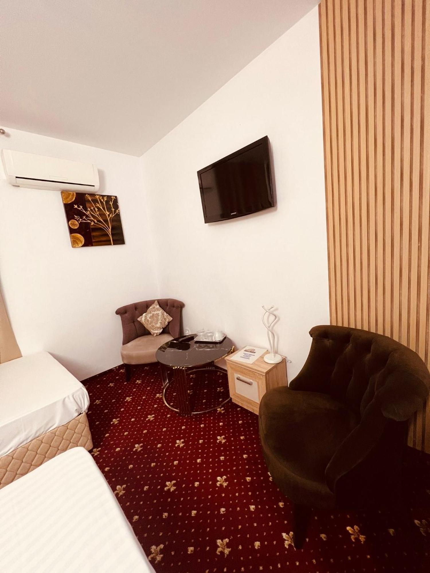 Evozava 3* Bucarest