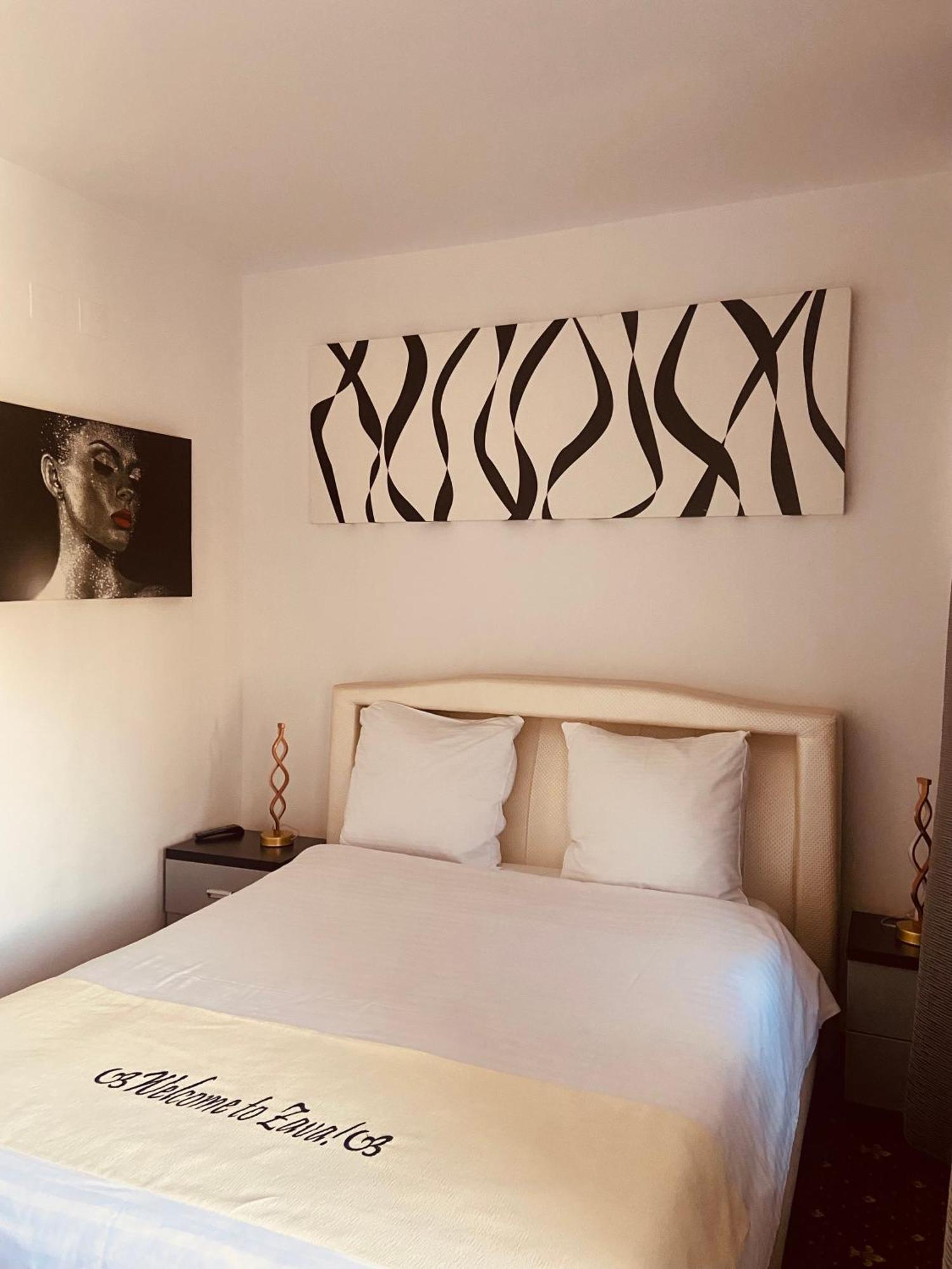 Evozava Hotel